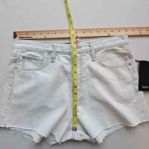 Hudson Jeans High Rise Short - Picture 8 of 8